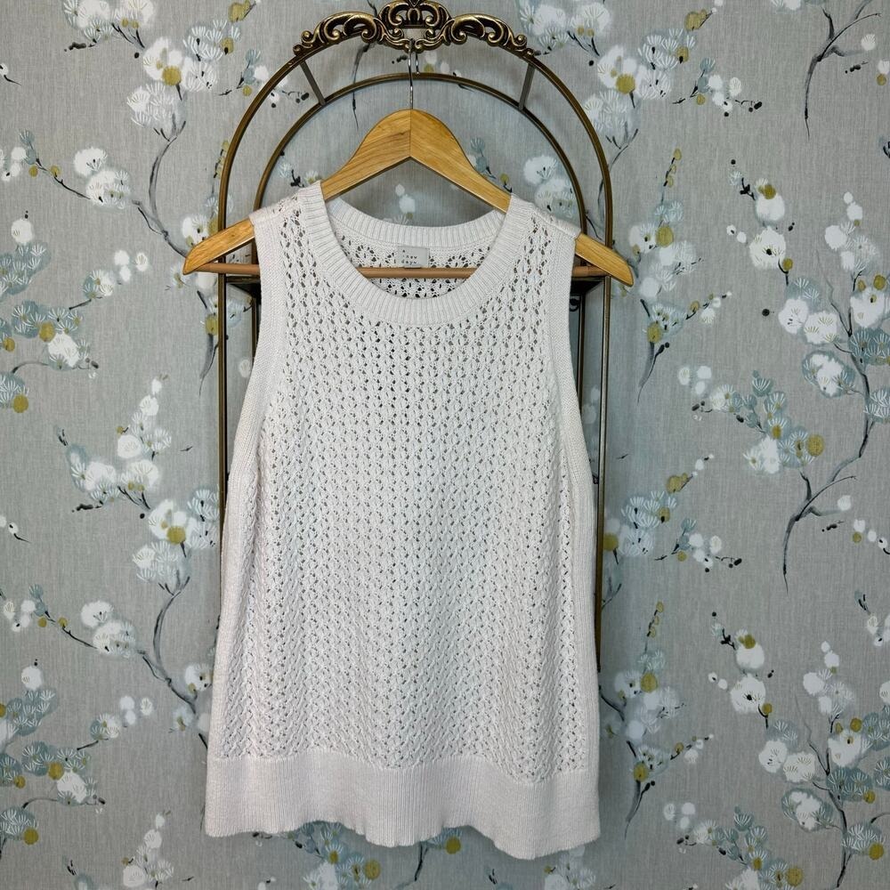 A New Day Women Cream Pointelle Knit Sleeveless Sweater Tank Top Crew Neck Large
